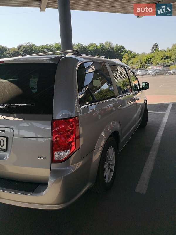 Минивэн Dodge Grand Caravan 2020 в Львове фото 7 Минивэн Dodge Grand Caravan 2020 в Львове
