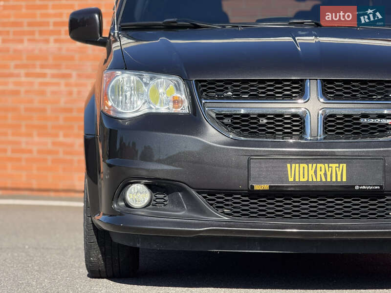 Минивэн Dodge Grand Caravan 2019 в Киеве фото 4 Минивэн Dodge Grand Caravan 2019 в Киеве