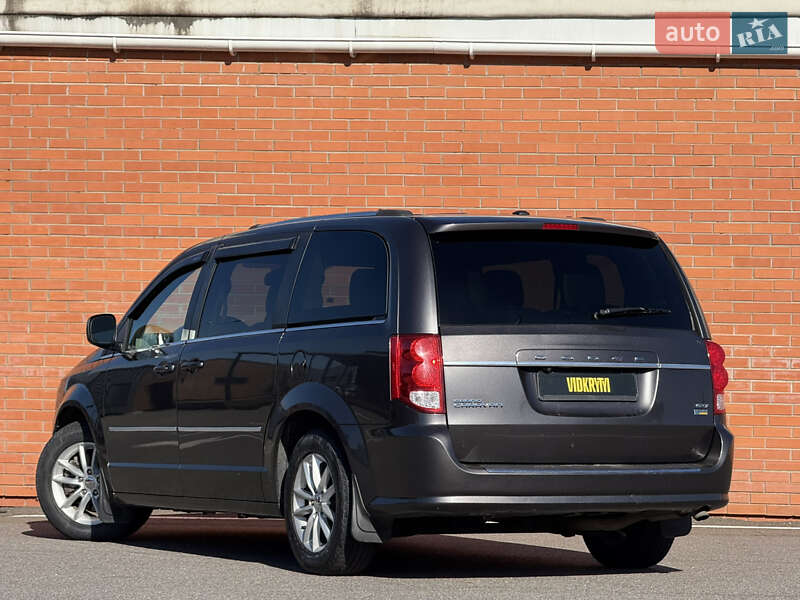 Минивэн Dodge Grand Caravan 2019 в Киеве фото 14 Минивэн Dodge Grand Caravan 2019 в Киеве