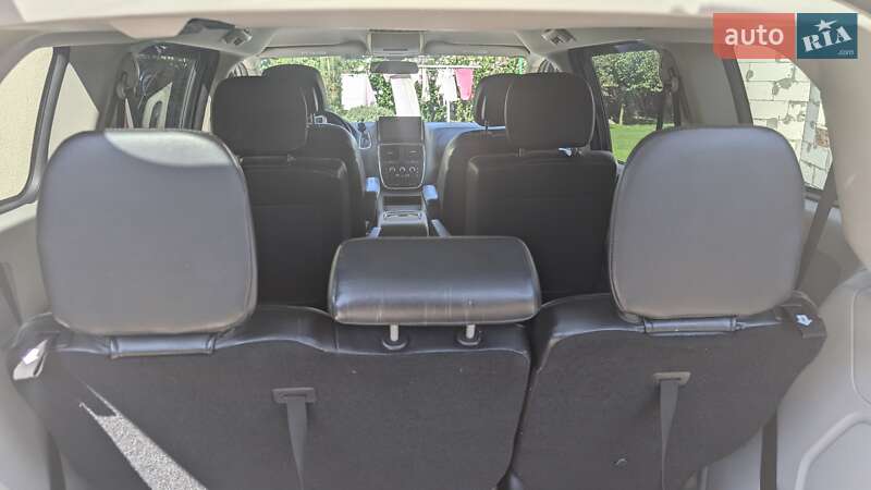 Минивэн Dodge Grand Caravan 2016 в Хмельницком фото 38 Минивэн Dodge Grand Caravan 2016 в Хмельницком