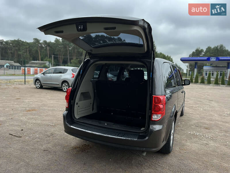 Минивэн Dodge Grand Caravan 2014 в Ровно фото 10 Минивэн Dodge Grand Caravan 2014 в Ровно