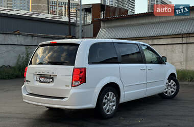 Мінівен Dodge Grand Caravan 2017 в 