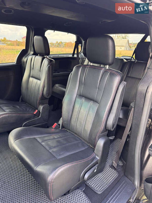 Мінівен Dodge Grand Caravan 2017 в Ніжині фото 15 Мінівен Dodge Grand Caravan 2017 в Ніжині
