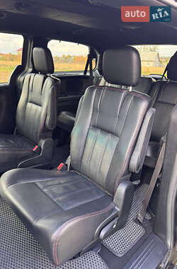 Мінівен Dodge Grand Caravan 2017 в  фото 15 Мінівен Dodge Grand Caravan 2017 в