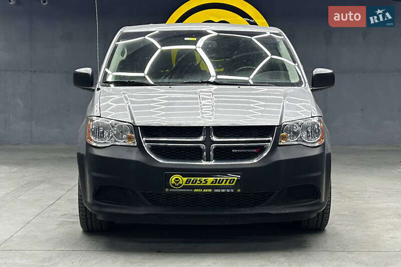 Мінівен Dodge Grand Caravan 2017 в Чернівцях