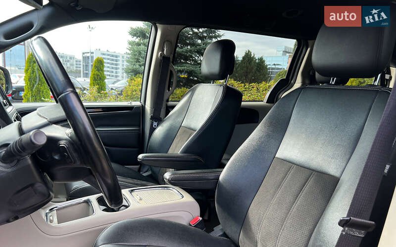 Мінівен Dodge Grand Caravan 2020 в Львові фото 9 Мінівен Dodge Grand Caravan 2020 в Львові