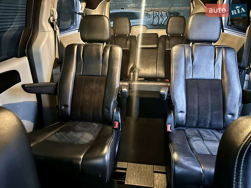 Мінівен Dodge Grand Caravan 2020 в Львові фото 20 Мінівен Dodge Grand Caravan 2020 в Львові