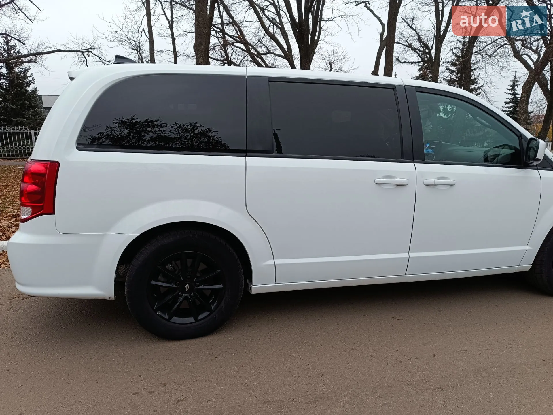 2020 Dodge Caravan - мініатюра 8