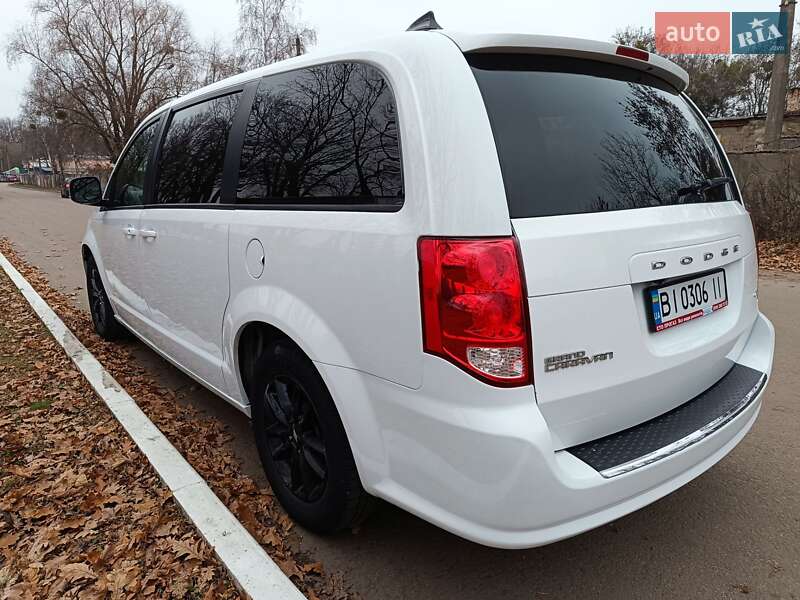 Минивэн Dodge Grand Caravan 2020 в Полтаве фото 5 Минивэн Dodge Grand Caravan 2020 в Полтаве