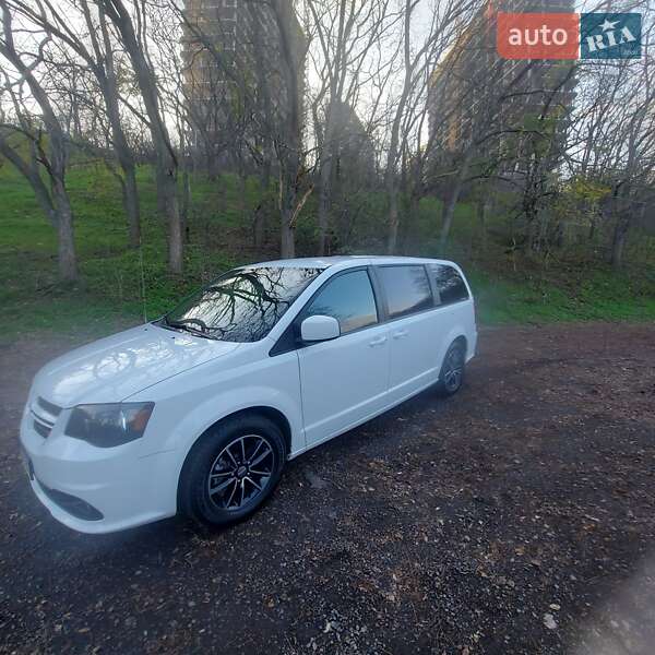 Мінівен Dodge Grand Caravan 2018 в Одесі
