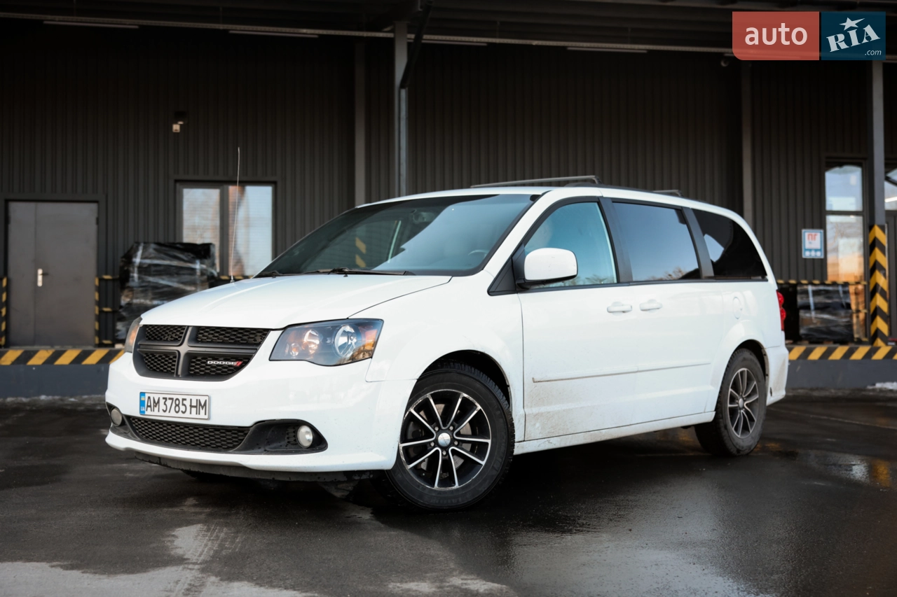 2017 Dodge Caravan - мініатюра 11