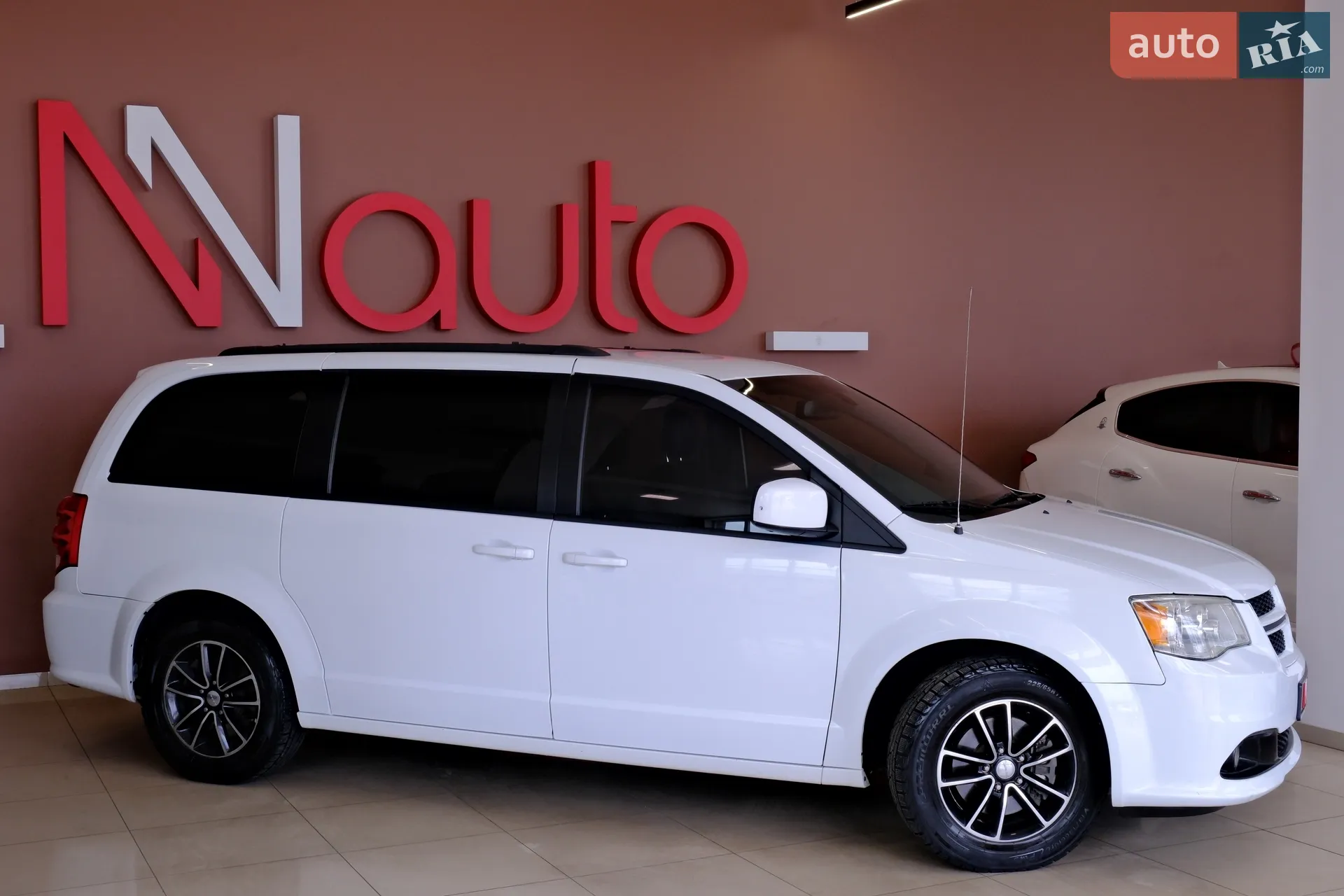 2018 Dodge Caravan - мініатюра 8