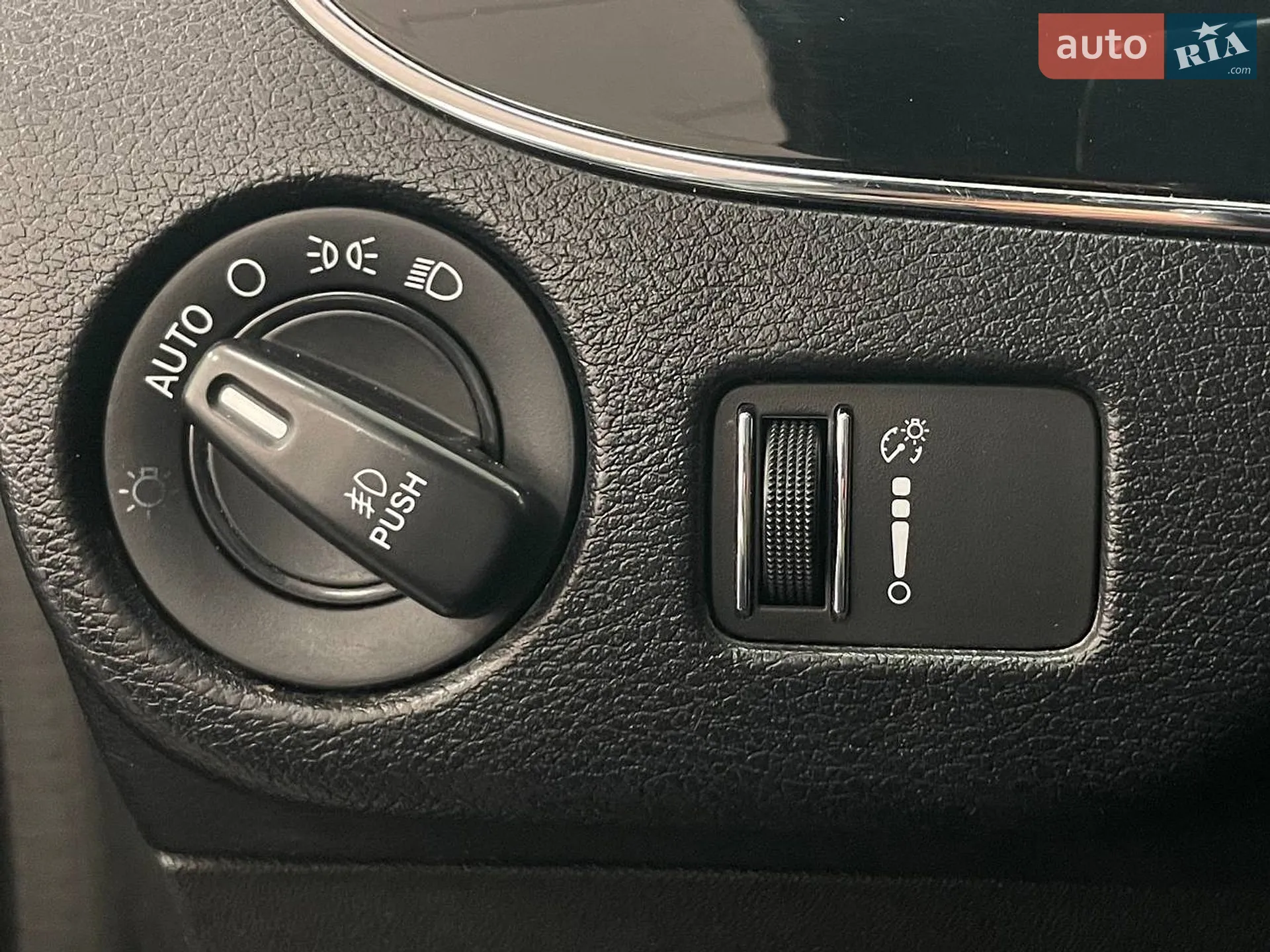 2018 Dodge Caravan - мініатюра 22