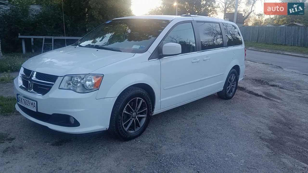 2016 Dodge Caravan - мініатюра 21