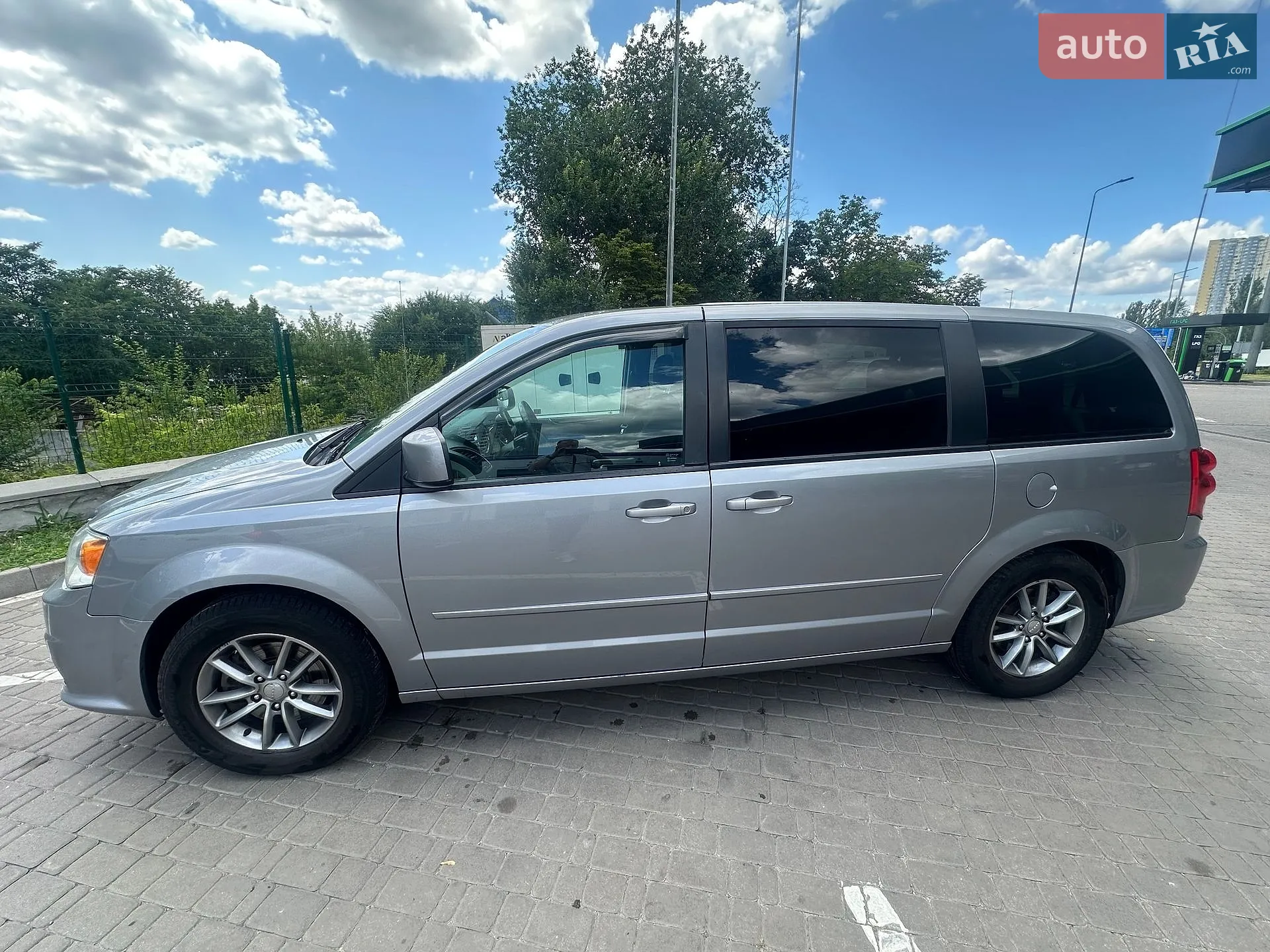 2015 Dodge Caravan - мініатюра 4