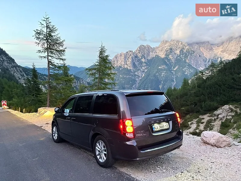 Dodge Grand Caravan