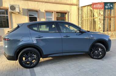 Внедорожник / Кроссовер Dodge Hornet 2023 в 