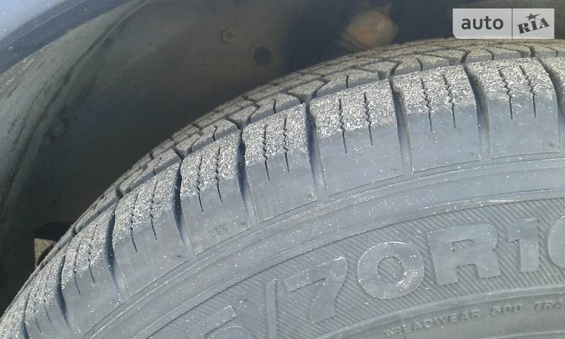 Седан Dodge Intrepid 1997 в Харкові
