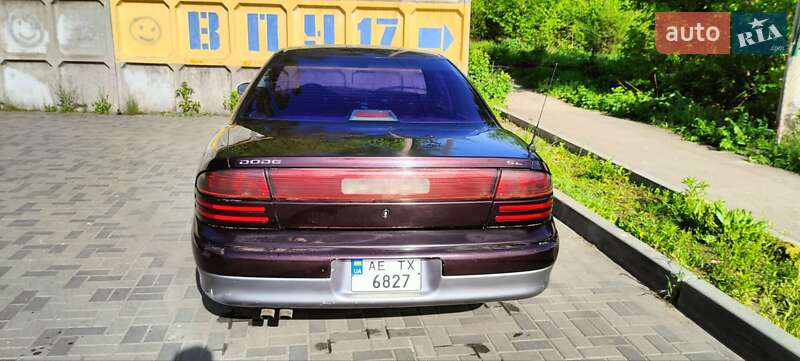 Седан Dodge Intrepid 1993 в Днепре