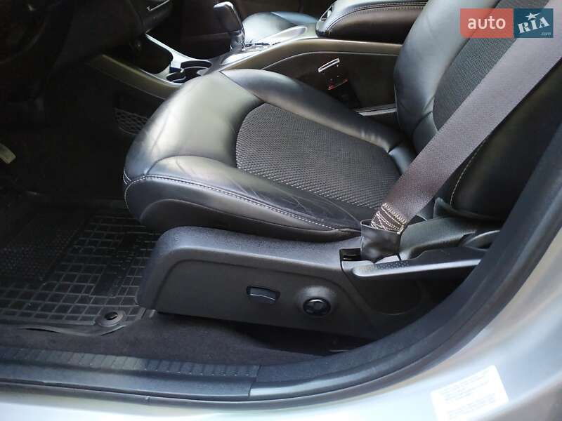 Внедорожник / Кроссовер Dodge Journey 2015 в Новомосковске