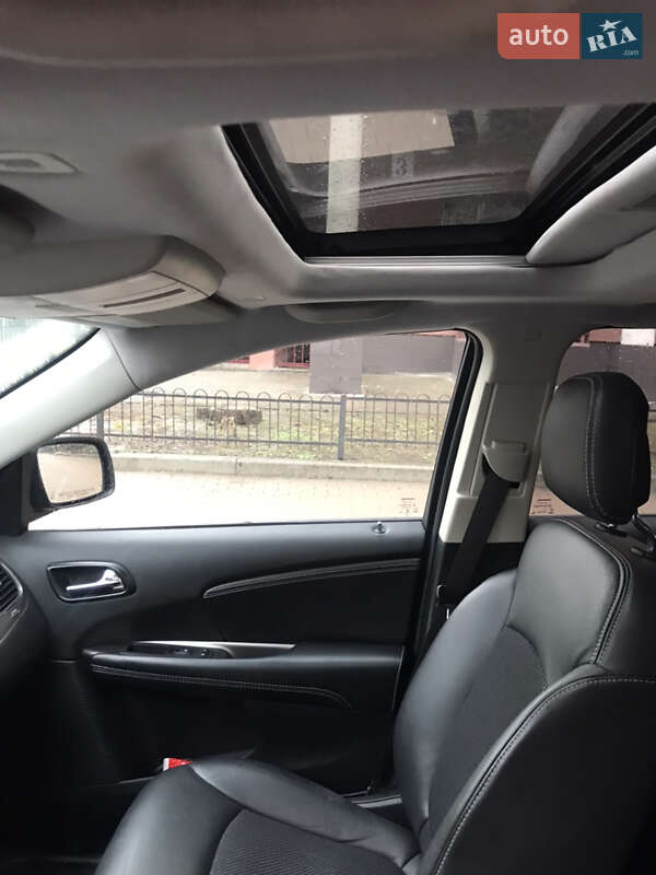 Внедорожник / Кроссовер Dodge Journey 2020 в Киеве