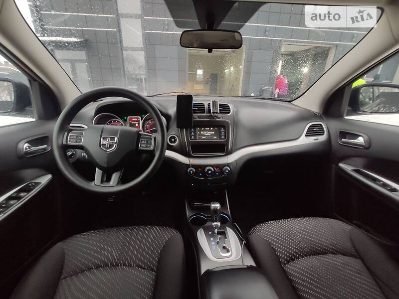 Внедорожник / Кроссовер Dodge Journey 2015 в Тячеве