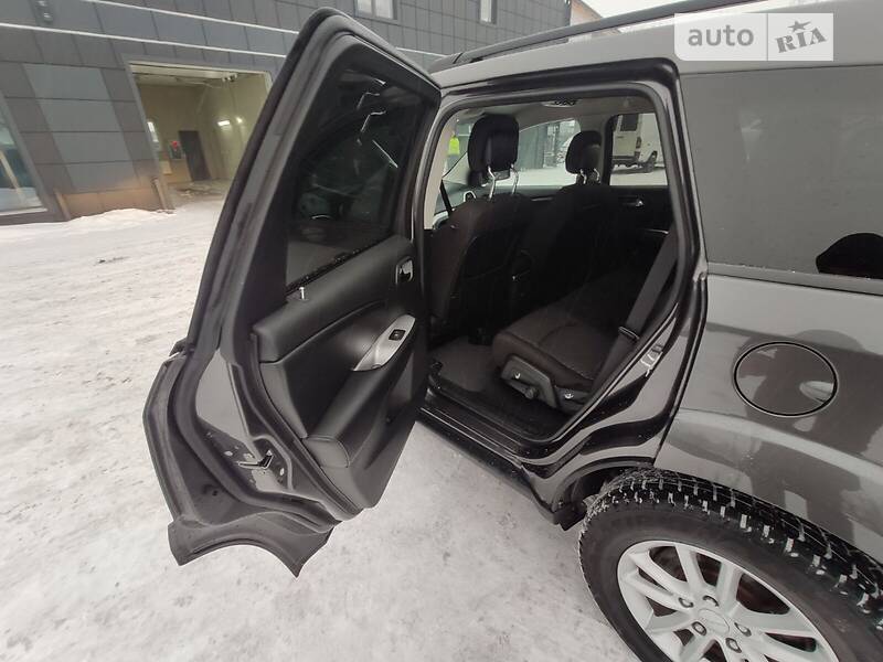 Внедорожник / Кроссовер Dodge Journey 2015 в Тячеве