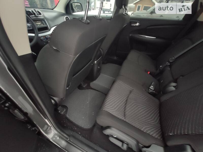 Внедорожник / Кроссовер Dodge Journey 2015 в Тячеве