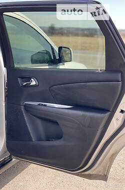 Позашляховик / Кросовер Dodge Journey 2012 в Рогатині