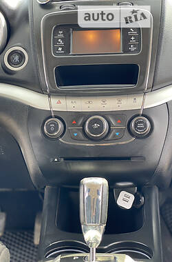 Внедорожник / Кроссовер Dodge Journey 2012 в Рогатине