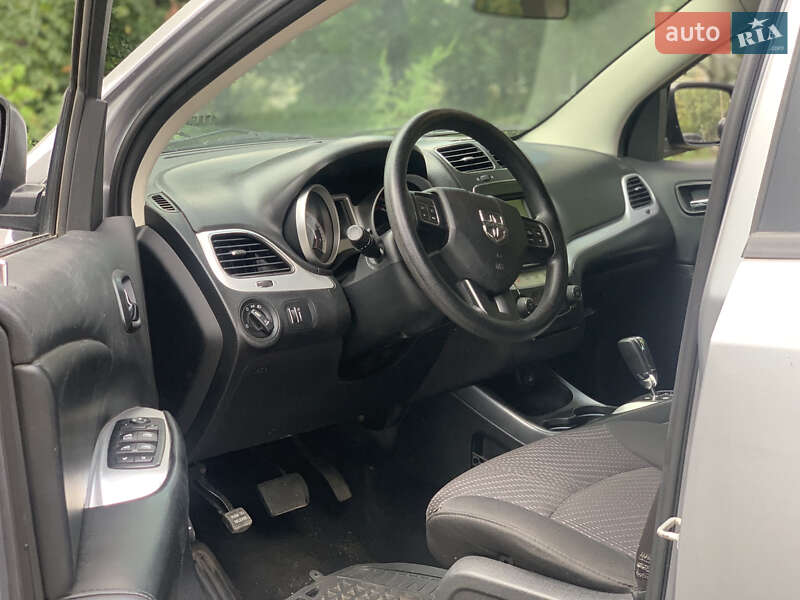 Внедорожник / Кроссовер Dodge Journey 2015 в Киеве