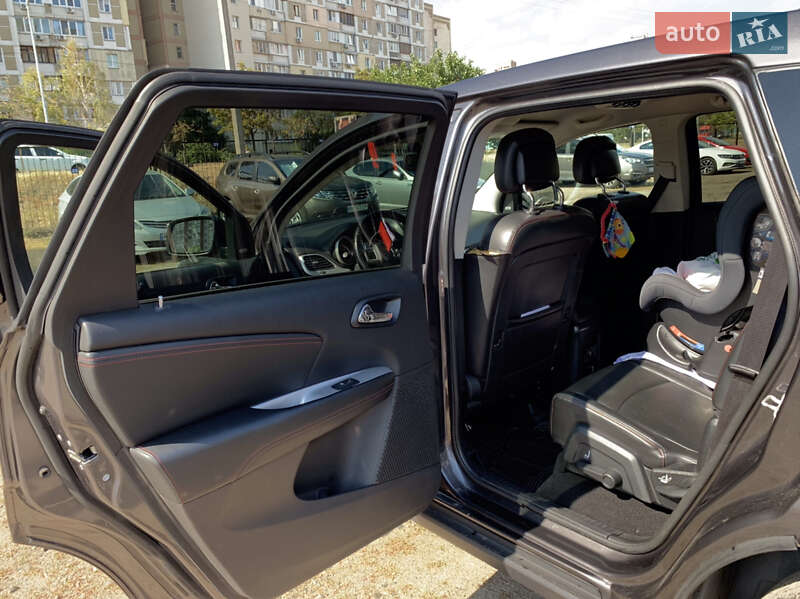 Внедорожник / Кроссовер Dodge Journey 2015 в Киеве