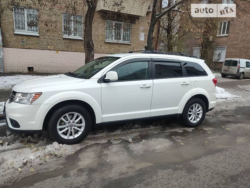 Позашляховик / Кросовер Dodge Journey 2016 в Броварах