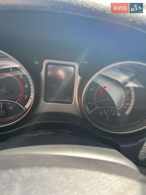 Внедорожник / Кроссовер Dodge Journey 2015 в Вышгороде