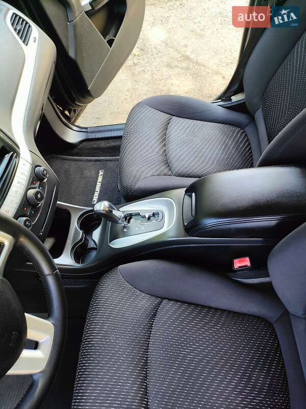 Внедорожник / Кроссовер Dodge Journey 2014 в Днепре