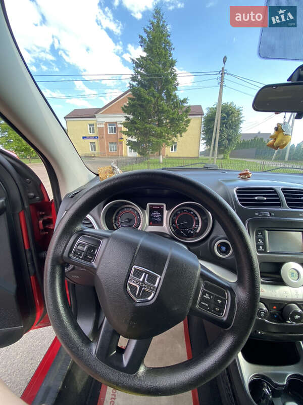 Внедорожник / Кроссовер Dodge Journey 2012 в Владимире