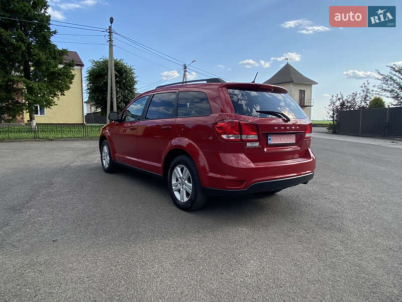 Внедорожник / Кроссовер Dodge Journey 2012 в Владимире