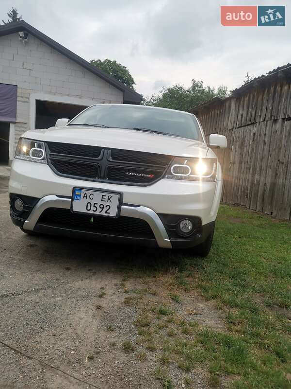 Позашляховик / Кросовер Dodge Journey 2015 в Володимирі