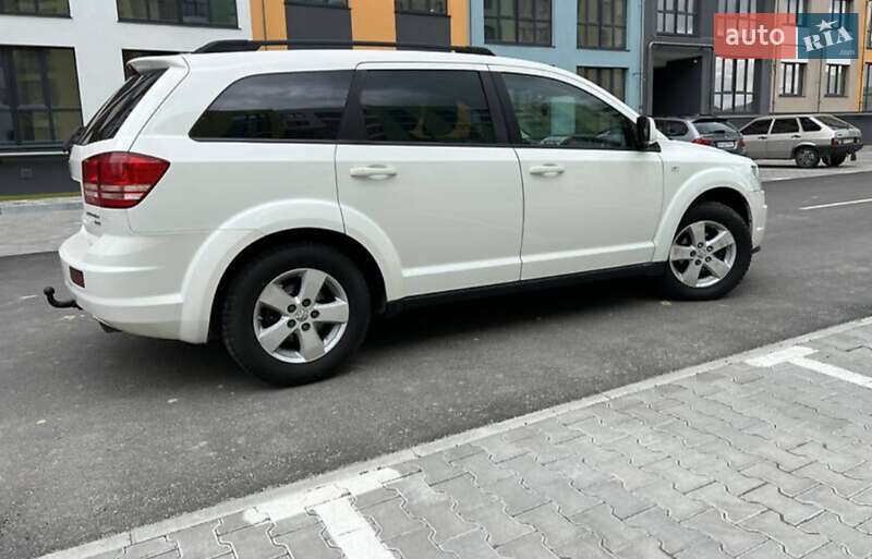 Внедорожник / Кроссовер Dodge Journey 2008 в Черновцах