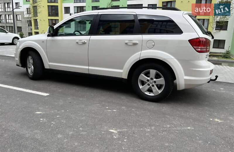 Внедорожник / Кроссовер Dodge Journey 2008 в Черновцах