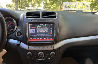 Внедорожник / Кроссовер Dodge Journey 2013 в 