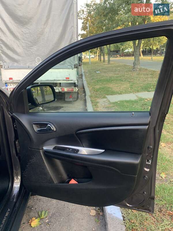 Внедорожник / Кроссовер Dodge Journey 2017 в Киеве