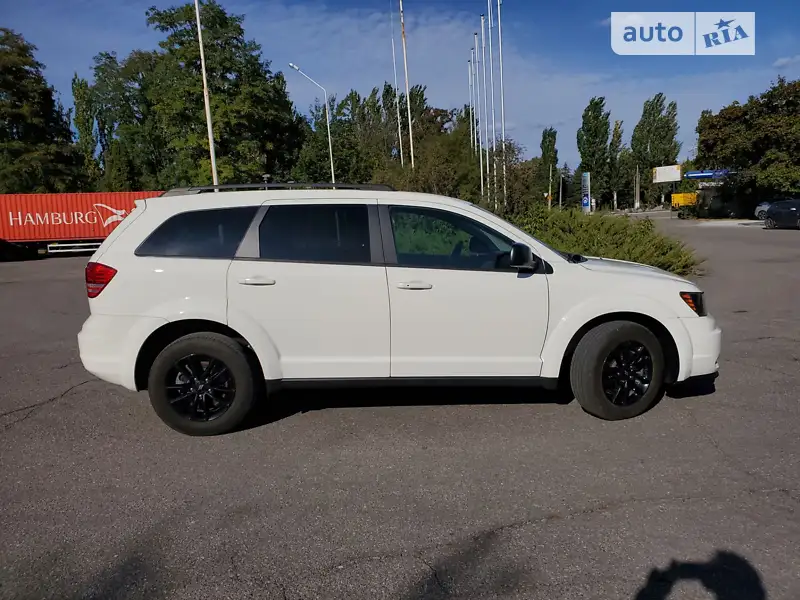 Dodge Journey 2020 VIN 3C4PDCAB7LT219243 фото оголошення 2 з 106