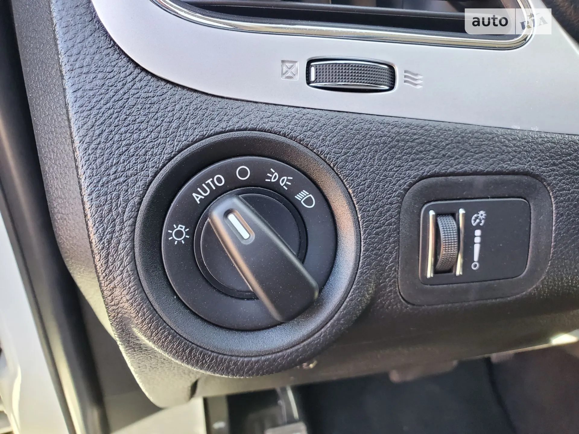 2020 Dodge Journey - мініатюра 24