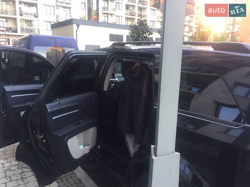 Внедорожник / Кроссовер Dodge Journey 2010 в Черновцах