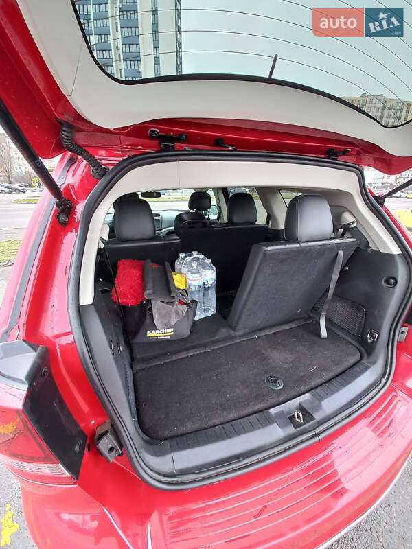 Внедорожник / Кроссовер Dodge Journey 2014 в Черкассах