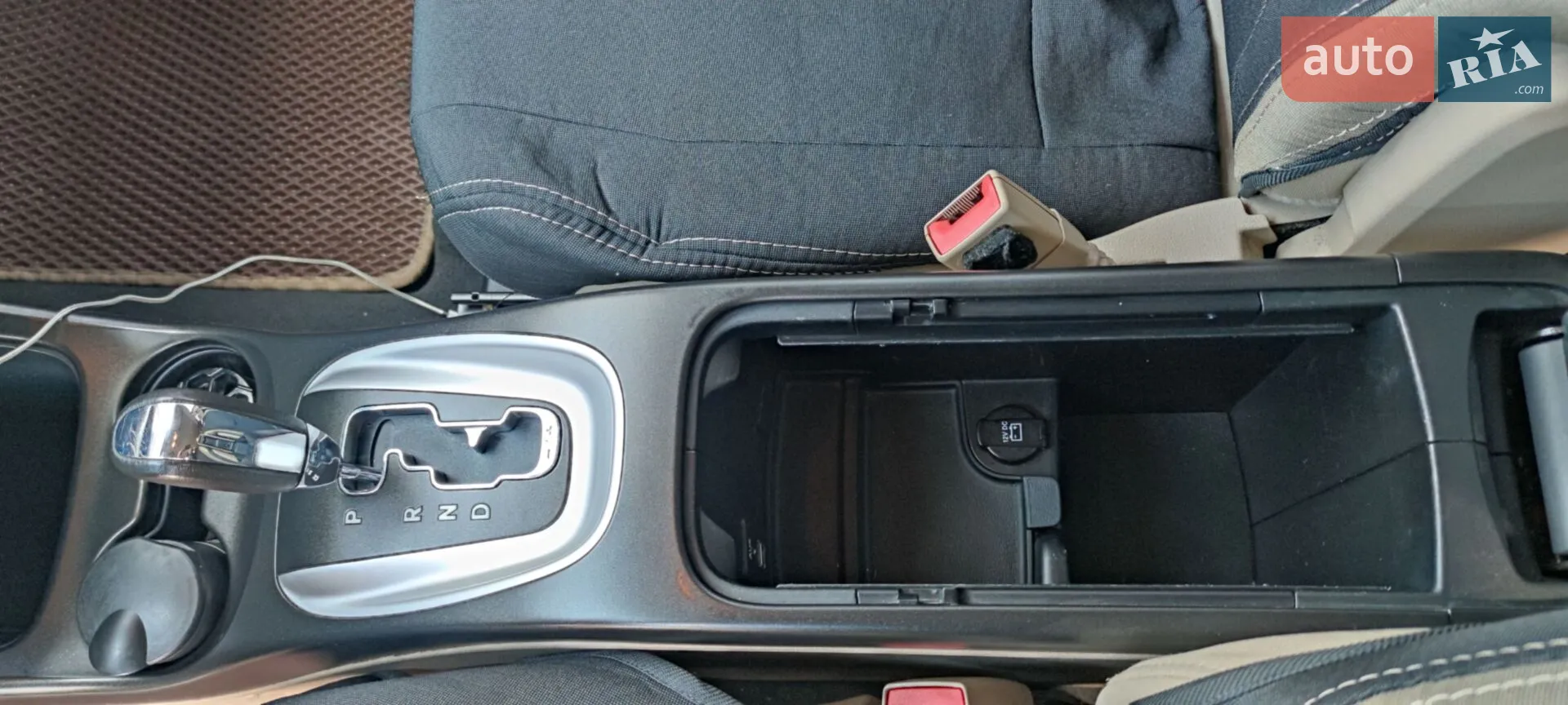 2011 Dodge Journey - мініатюра 8
