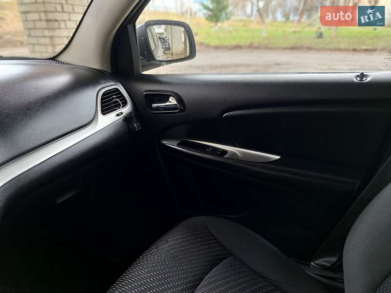 Внедорожник / Кроссовер Dodge Journey 2016 в Стебнику фото 10 Внедорожник / Кроссовер Dodge Journey 2016 в Стебнику