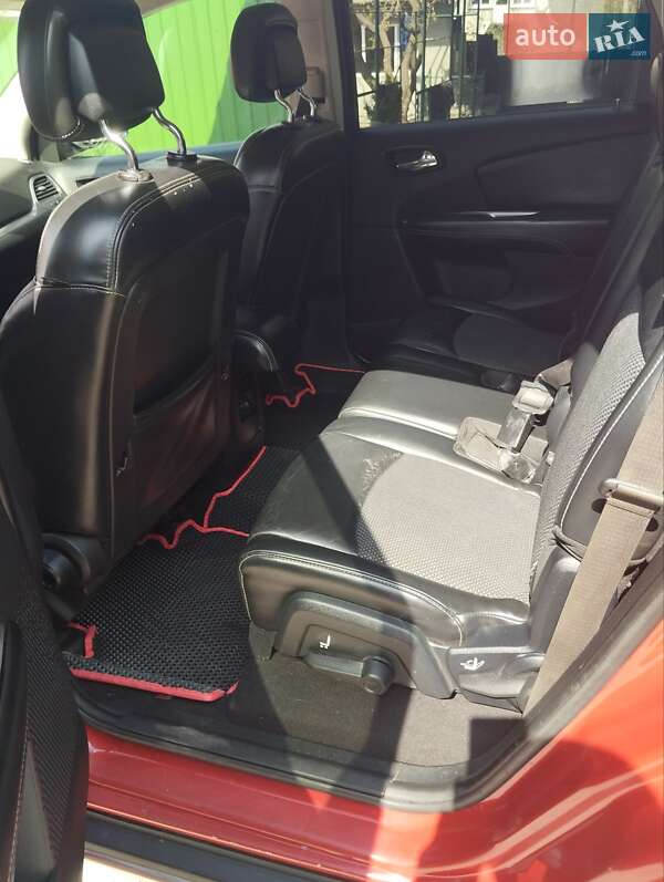 Внедорожник / Кроссовер Dodge Journey 2015 в Запорожье фото 2 Внедорожник / Кроссовер Dodge Journey 2015 в Запорожье