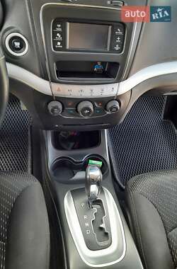 Позашляховик / Кросовер Dodge Journey 2013 в Івано-Франківську